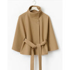 Olivia Manteau Cape Femme – Cape Élégante avec Col Haut et Ceinture Ajustable pour l'Hiver