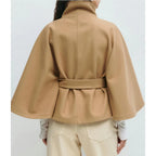 Olivia Manteau Cape Femme – Cape Élégante avec Col Haut et Ceinture Ajustable pour l'Hiver