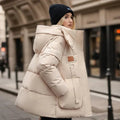 Brielle Plumas Impermeable para Mujer – Abrigo de Invierno Cálido con Capucha y Corte Oversize