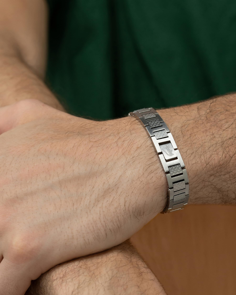 Beckett Men's Bracelet – Stainless Steel Bracelet with Piqué Pattern and Snap Closure