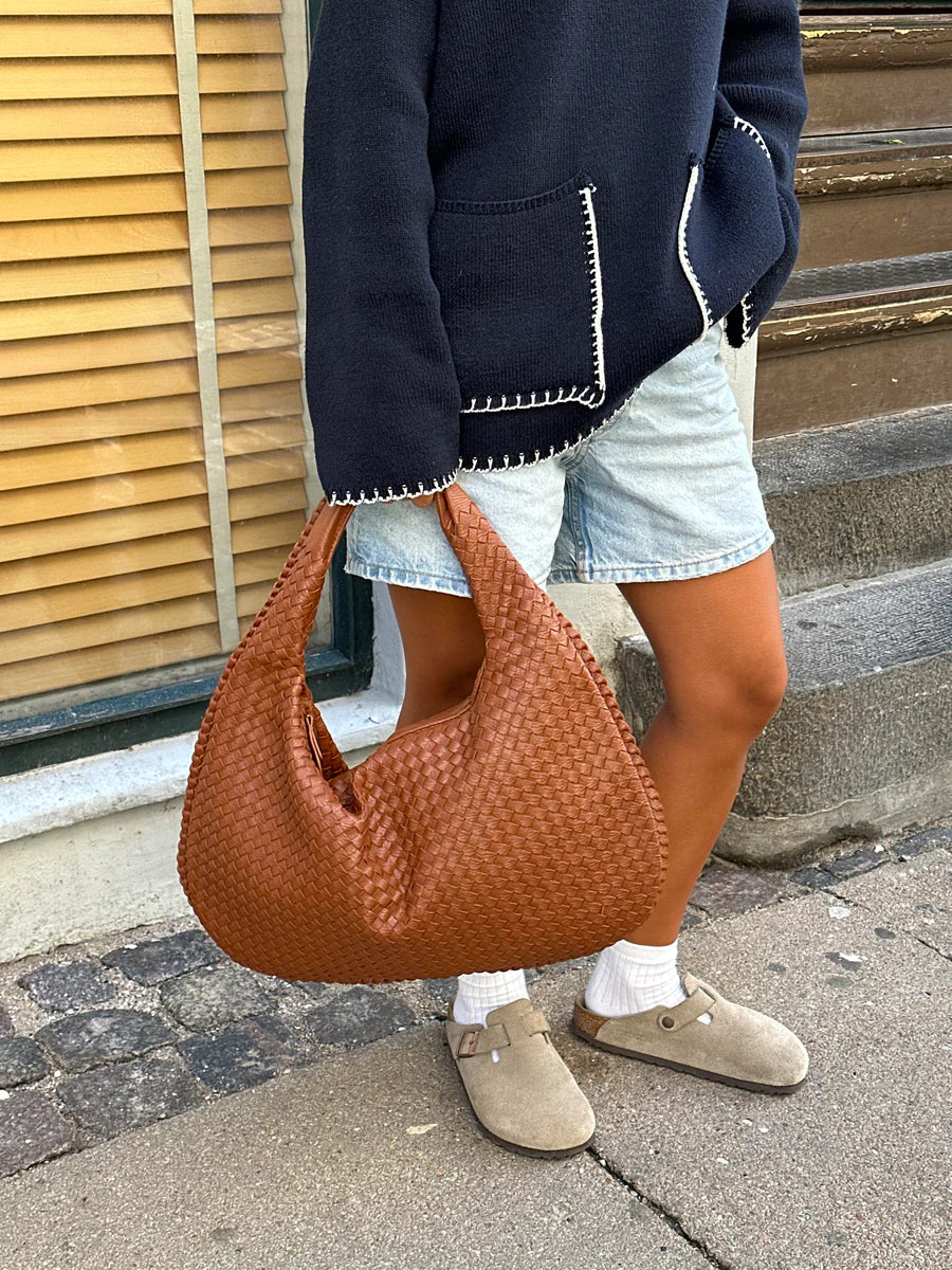 Madison Sac à Main Tressé Femme – Sac Élégant en Cuir Végan avec Grand Compartiment et Fermeture Éclair