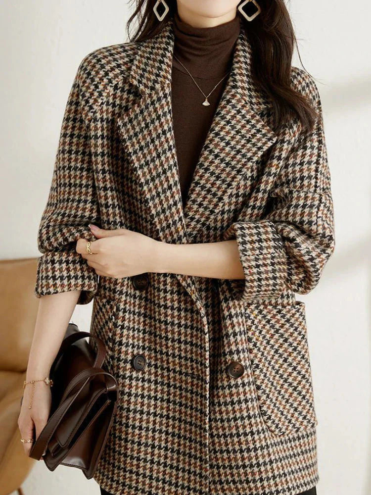 Chelsea Women's Plaid Jacket – Double-Breasted Oversized Coat with Vintage Charm