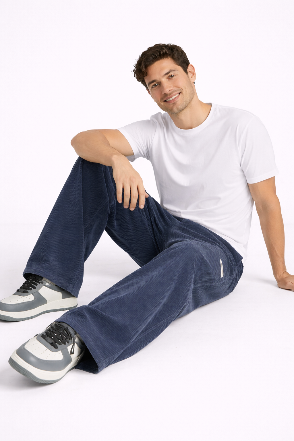 Parker Men's Corduroy Loose Fit Trousers – Relaxed Straight Leg & Modern Streetwear Style