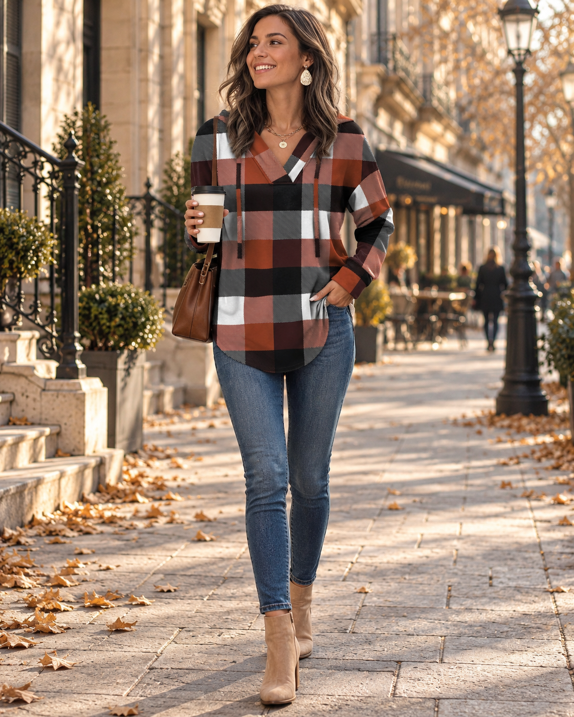 Marla Sweat à Capuche Femme à Carreaux – Col V, Coupe Ample & Manches Longues