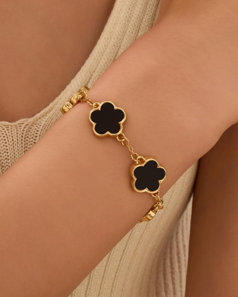 Maris Women's Bracelet – Delicate Flower Bracelet in Gold, Elegant Style for Everyday Wear