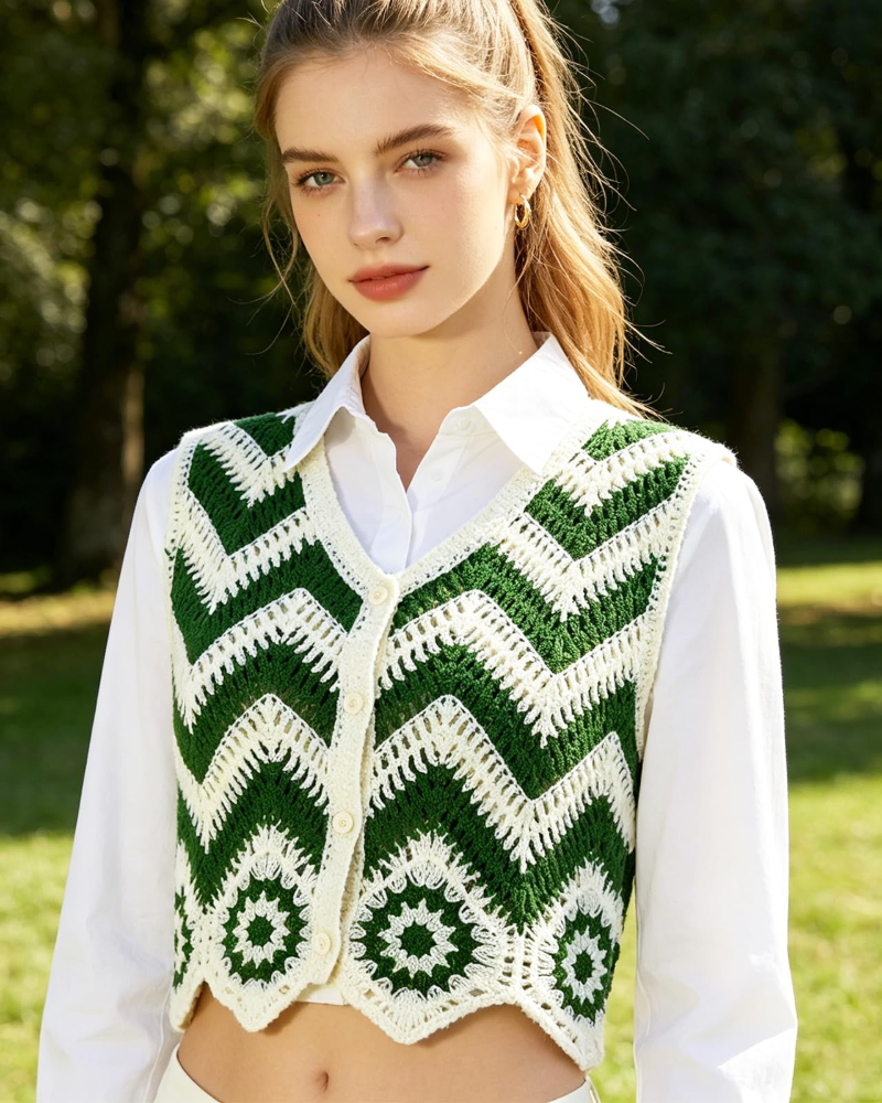 Cardigan donna Brianna – Gilet corto senza maniche in crochet stile etnico con bottoni