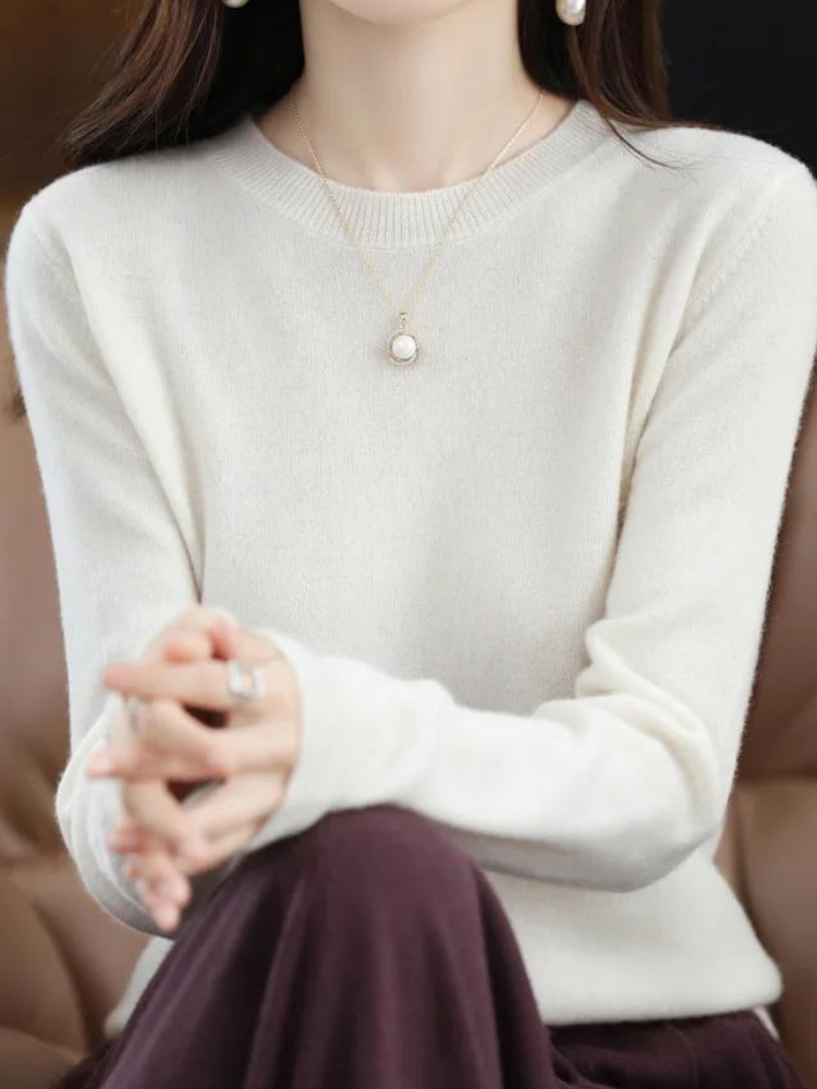 Viviane Women's Knitted Jumper – Soft Knit with an Elegant Cut & Timeless Style